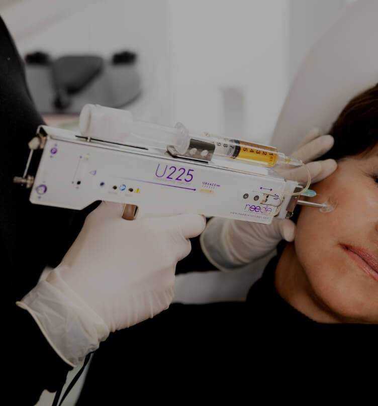 3 SESSIONS PRP (VAMPIRE FACIAL OR HAIR GROWTH)