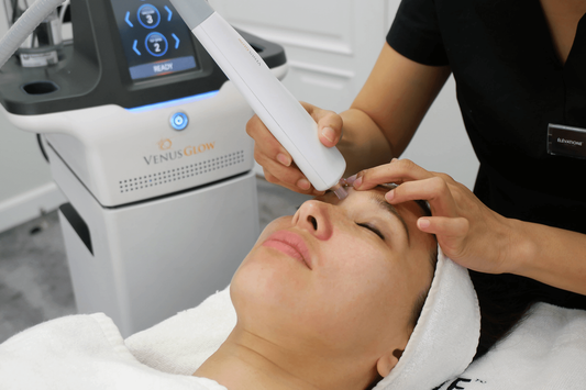 Hydrafacial Facial  (Venus Glow Hydrafacial)